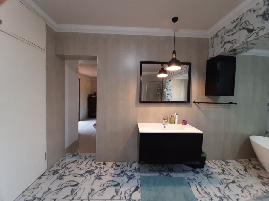 5 Bedroom Property for Sale in Sasolburg Ext 11 Free State